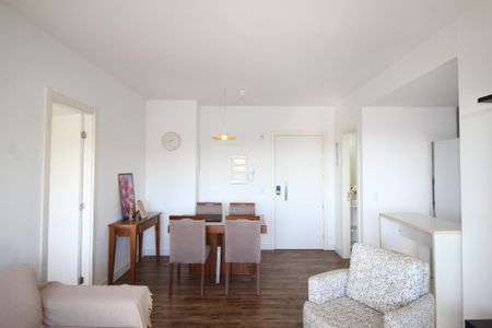 Sala de apartamento para alugar com 1 quarto, 47m² em Partenon, Porto Alegre