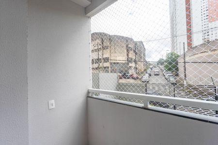 Varanda da sala  de apartamento à venda com 3 quartos, 58m² em Jardim Canhema, Diadema