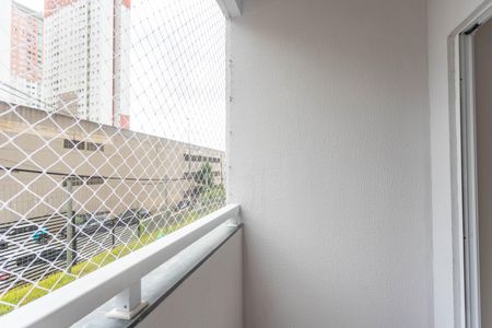 Varanda da sala  de apartamento à venda com 3 quartos, 58m² em Jardim Canhema, Diadema