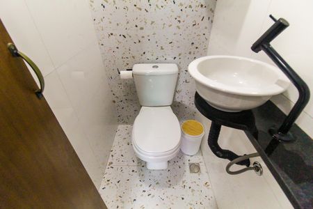 Casa à venda com 63m², 2 quartos e 2 vagas Casa à venda com 63m², 2 quartos e 2 vagasLavabo