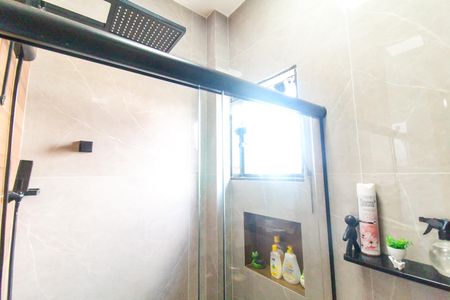 Casa à venda com 63m², 2 quartos e 2 vagas Casa à venda com 63m², 2 quartos e 2 vagasBanheiro da Suíte 2