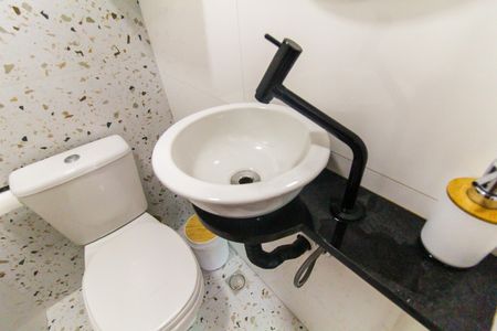 Casa à venda com 63m², 2 quartos e 2 vagas Casa à venda com 63m², 2 quartos e 2 vagasLavabo