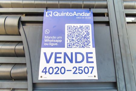 Casa à venda com 63m², 2 quartos e 2 vagas Casa à venda com 63m², 2 quartos e 2 vagasPlaca