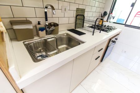 Casa à venda com 63m², 2 quartos e 2 vagas Casa à venda com 63m², 2 quartos e 2 vagasSala/Cozinha