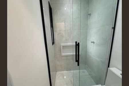 Casa à venda com 137m², 3 quartos e 2 vagasBanheiro das Suítes 2 e 3