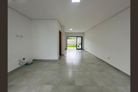 Casa à venda com 137m², 3 quartos e 2 vagasSala