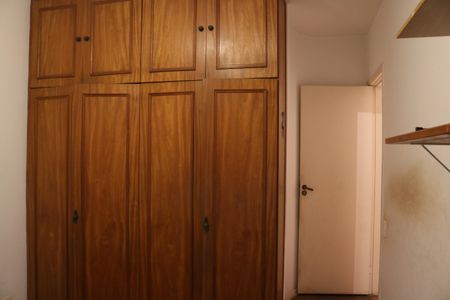 Apartamento para alugar com 220m², 4 quartos e 2 vagasQuarto 2