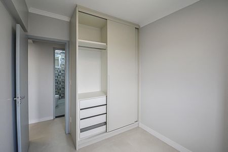 Apartamento à venda com 74m², 3 quartos e 2 vagasQuarto 2