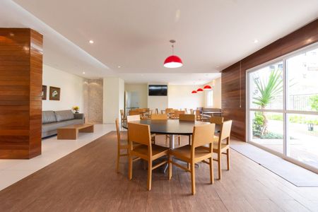 Apartamento à venda com 74m², 3 quartos e 2 vagasÁrea comum - Salão de festas