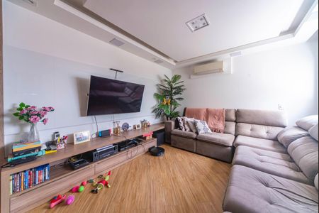 Apartamento à venda com 115m², 2 quartos e 3 vagasSala de TV