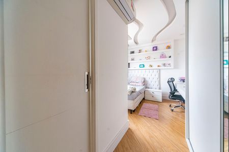 Apartamento à venda com 115m², 2 quartos e 3 vagasQuarto 1