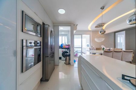 Apartamento à venda com 115m², 2 quartos e 3 vagasCozinha 