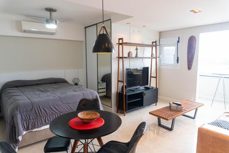 Sala/Quarto de kitnet/studio para alugar com 1 quarto, 40m² em Vila Fachini, São Paulo