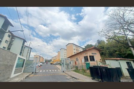 Apartamento para alugar com 54m², 2 quartos e 1 vaga Apartamento para alugar com 54m², 2 quartos e 1 vagaFachada