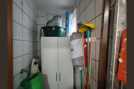 Apartamento à venda com 122m², 3 quartos e 2 vagas Apartamento à venda com 122m², 3 quartos e 2 vagasBanheiro de Serviço