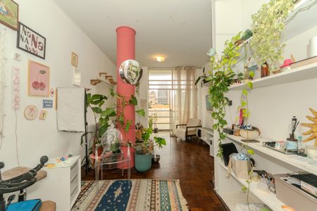 Sala de apartamento à venda com 2 quartos, 70m² em República, São Paulo