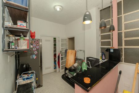 Apartamento à venda com 70m², 2 quartos e sem vagaCozinha e Área de Serviço