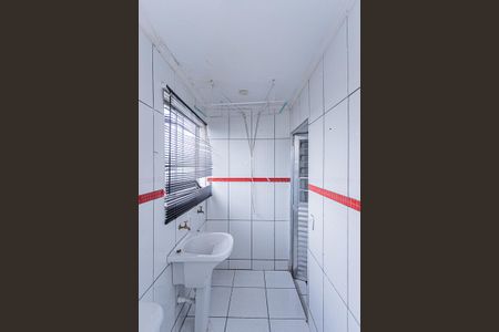 Casa para alugar com 25m², 1 quarto e sem vagaBanheiro social e área de serviço 