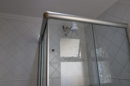 Banheiro de kitnet/studio para alugar com 1 quarto, 38m² em Nova Ribeirânia, Ribeirão Preto