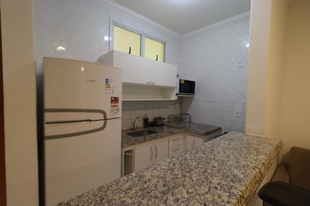 Cozinha de kitnet/studio para alugar com 1 quarto, 38m² em Nova Ribeirânia, Ribeirão Preto