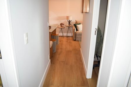 Apartamento à venda com 82m², 3 quartos e 1 vagaCorredor