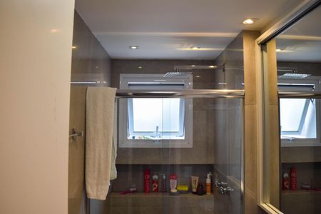 Apartamento à venda com 82m², 3 quartos e 1 vagaBanheiro Suíte
