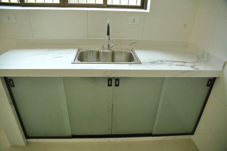 Casa para alugar com 211m², 3 quartos e 2 vagasCozinha 