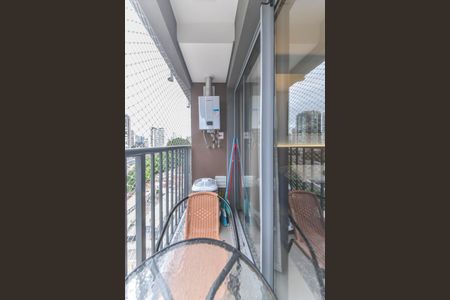 Varanda de kitnet/studio à venda com 1 quarto, 25m² em Vila Cordeiro, São Paulo