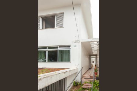 Casa à venda com 179m², 3 quartos e 2 vagasÁrea externa