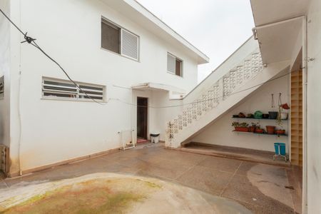 Casa à venda com 179m², 3 quartos e 2 vagasQuintal