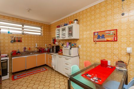 Casa à venda com 179m², 3 quartos e 2 vagasCozinha