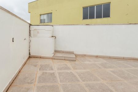 Casa à venda com 179m², 3 quartos e 2 vagasÁrea externa piso superior