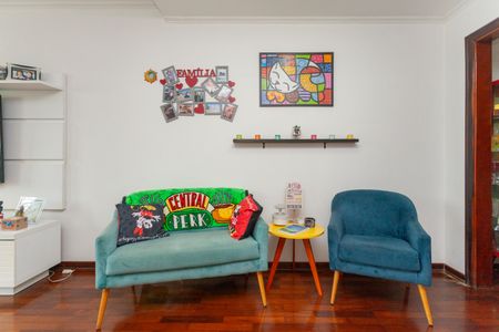 Casa à venda com 179m², 3 quartos e 2 vagasSala