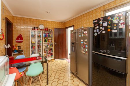 Casa à venda com 179m², 3 quartos e 2 vagasCozinha