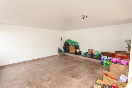 Casa à venda com 179m², 3 quartos e 2 vagasGaragem