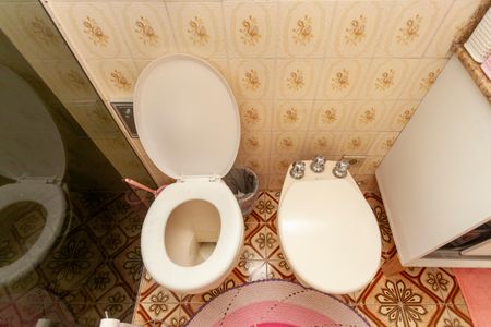 Casa à venda com 179m², 3 quartos e 2 vagasBanheiro 2