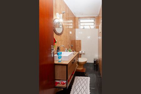 Casa à venda com 179m², 3 quartos e 2 vagasLavabo