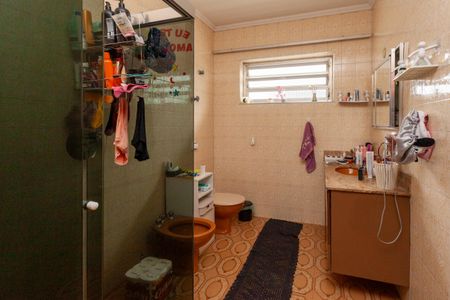 Casa à venda com 179m², 3 quartos e 2 vagasBanheiro da Suíte