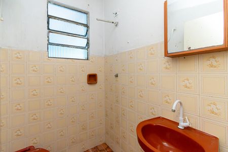 Casa para alugar com 70m², 2 quartos e 1 vagaBanheiro