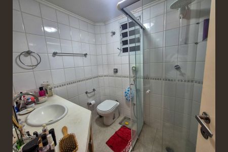 Apartamento à venda com 72m², 3 quartos e 1 vaga Apartamento à venda com 72m², 3 quartos e 1 vagaBanheiro