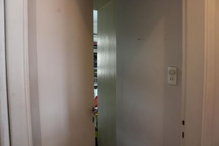 Apartamento à venda com 72m², 3 quartos e 1 vagaQuarto 2 - Vista Parcial por material de escritório