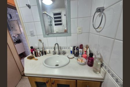 Apartamento à venda com 72m², 3 quartos e 1 vaga Apartamento à venda com 72m², 3 quartos e 1 vagaBanheiro