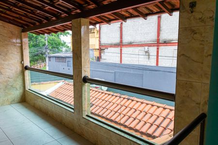 Casa para alugar com 60m², 2 quartos e sem vagaVaranda