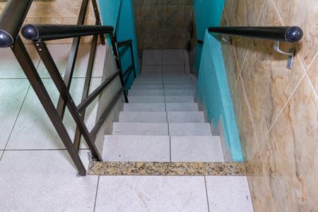 Casa para alugar com 60m², 2 quartos e sem vagaEscada