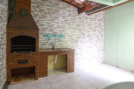 Casa à venda com 207m², 3 quartos e 2 vagas