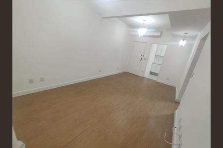 Apartamento à venda com 86m², 2 quartos e sem vaga