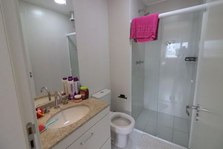 Apartamento à venda com 86m², 2 quartos e 2 vagasBanheiro da Suíte 2