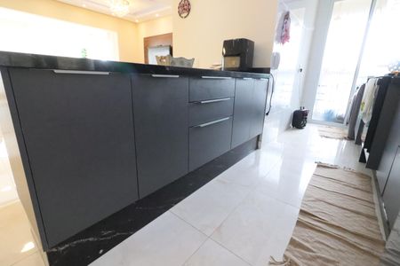 Apartamento à venda com 86m², 2 quartos e 2 vagasCozinha e Área de Serviço