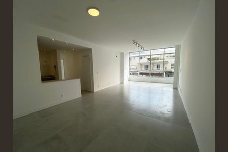 Apartamento à venda com 126m², 3 quartos e 1 vaga