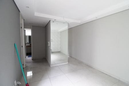 Sala de apartamento para alugar com 1 quarto, 43m² em Parque Ipe, São Paulo